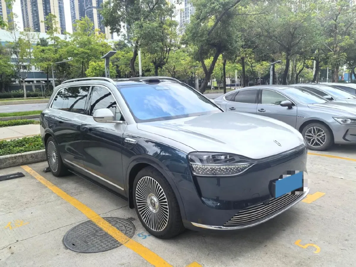 2025 AITO AITO M9 REEV 160HP REEV 52KWH,autocango,china used car exporter,china ev exporter,chinese used car exporter,chinese used ev exporter