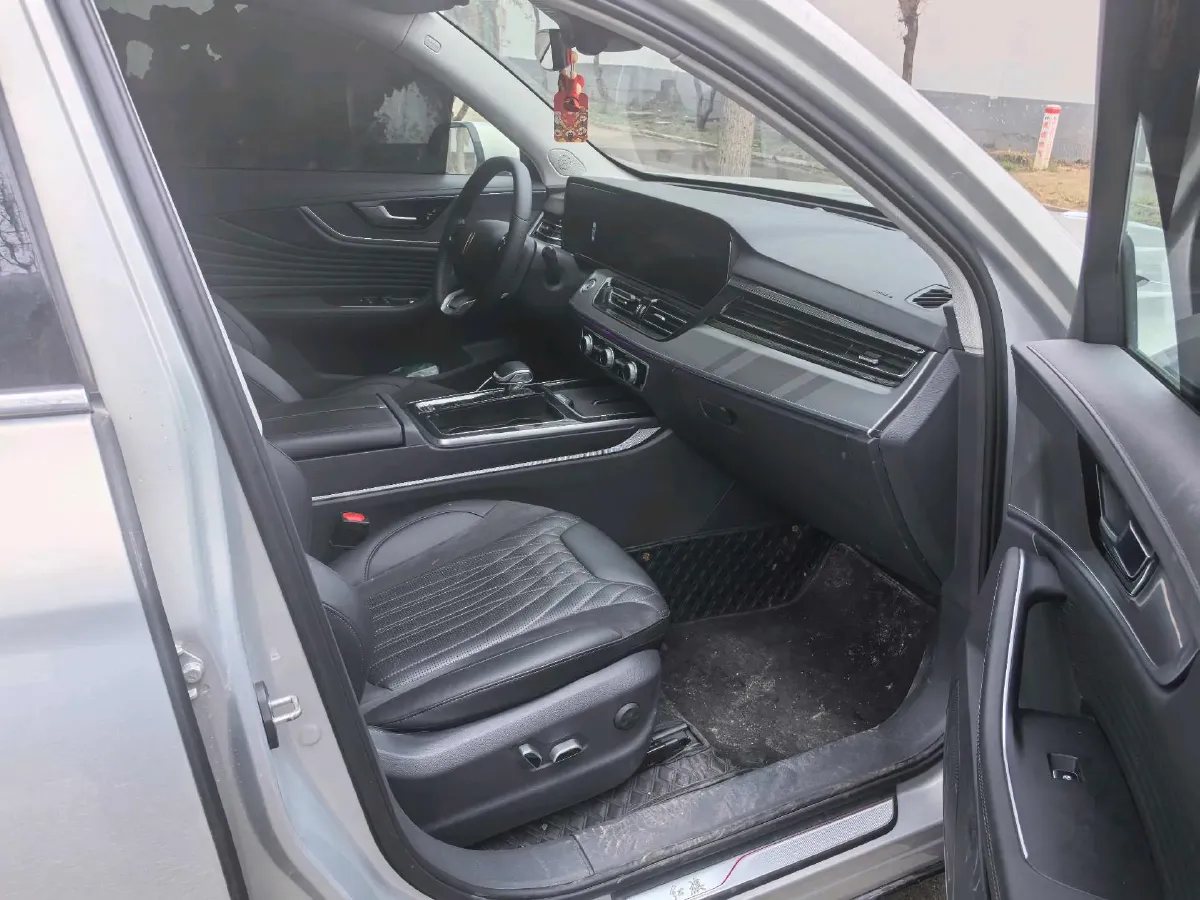 2023 HongQi HS5 2.0T 252HP L4 8AT,autocango,china used car exporter,china ev exporter,chinese used car exporter,chinese used ev exporter