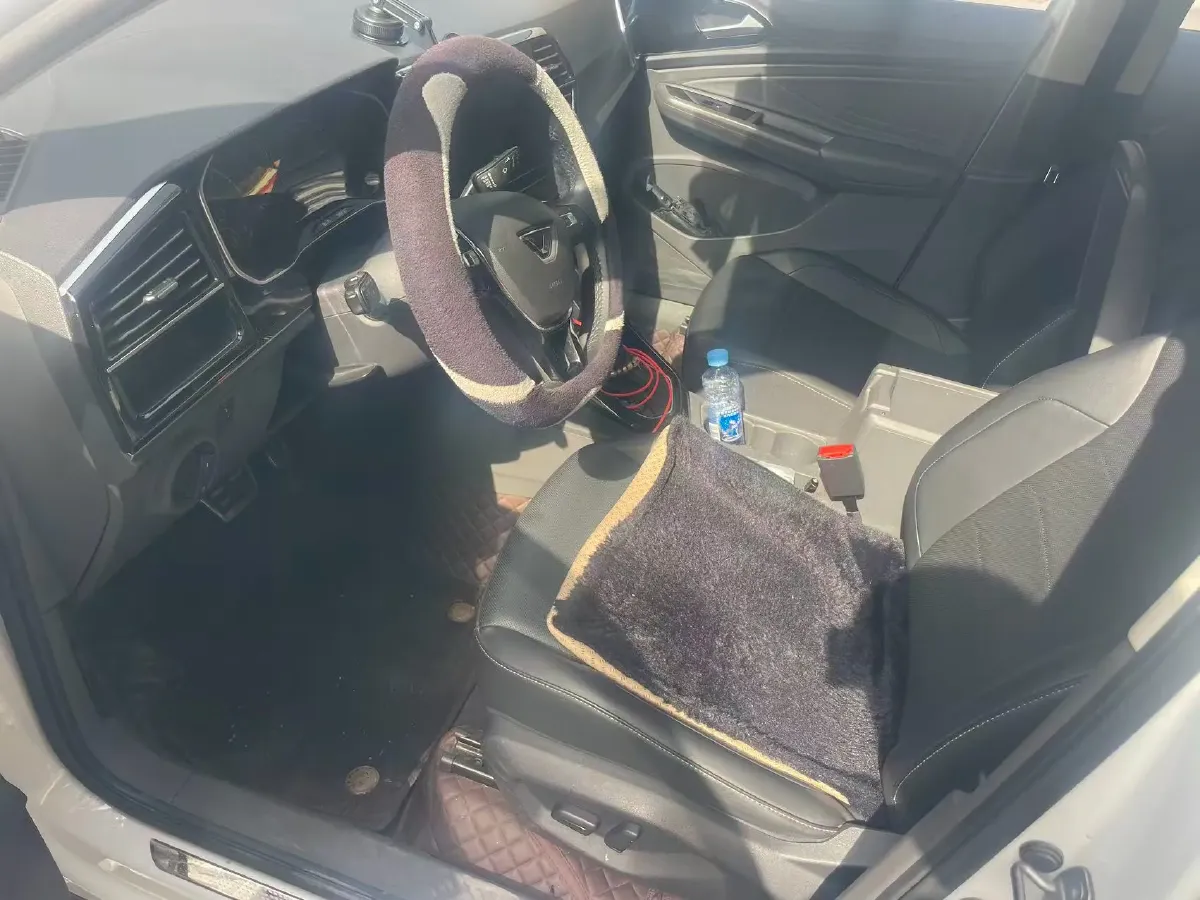 2021 Jetta VS7 1.4T 150HP L4 6AT,autocango,china used car exporter,china ev exporter,chinese used car exporter,chinese used ev exporter