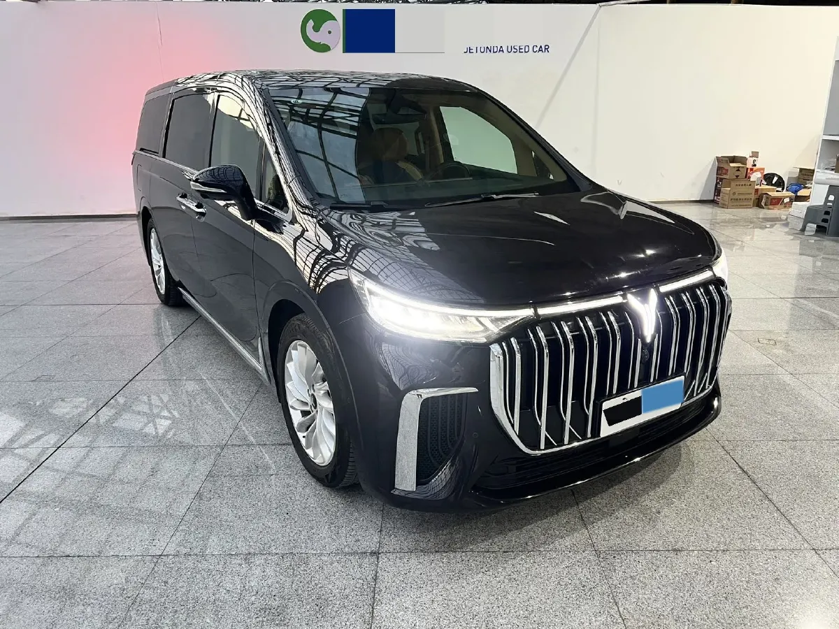 2024 Voyah Dream BEV 108.73KWH,autocango,china used car exporter,china ev exporter,chinese used car exporter,chinese used ev exporter