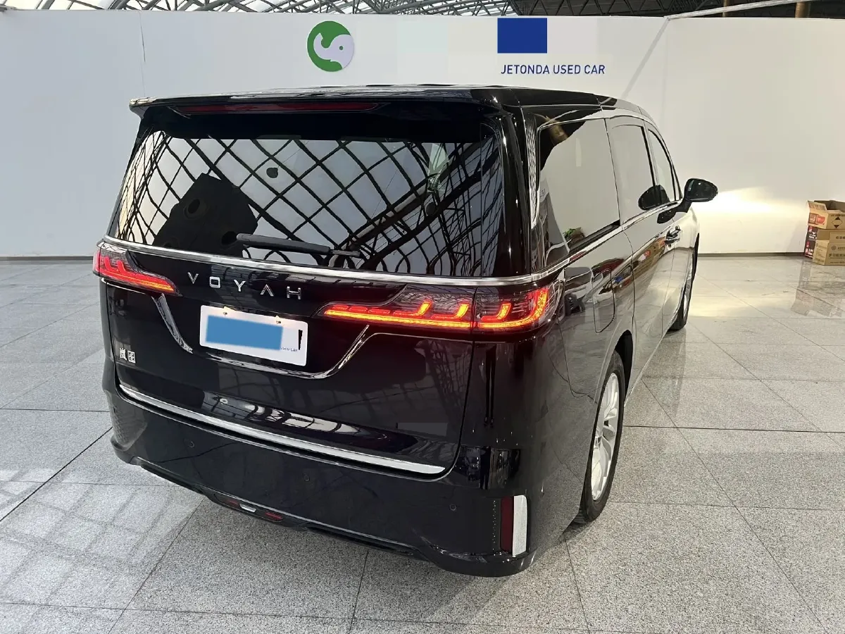2024 Voyah Dream BEV 108.73KWH,autocango,china used car exporter,china ev exporter,chinese used car exporter,chinese used ev exporter