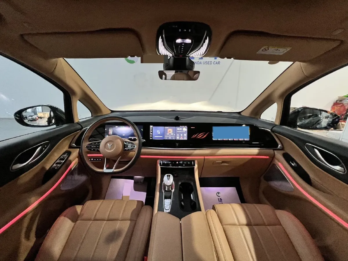 2024 Voyah Dream BEV 108.73KWH,autocango,china used car exporter,china ev exporter,chinese used car exporter,chinese used ev exporter