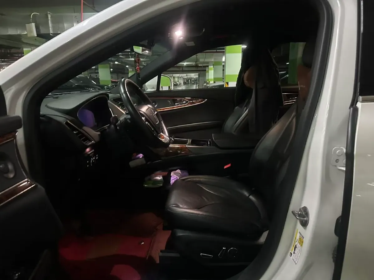 2019 Lincoln Nautilus 2.0T 235HP L4 8AT,autocango,china used car exporter,china ev exporter,chinese used car exporter,chinese used ev exporter