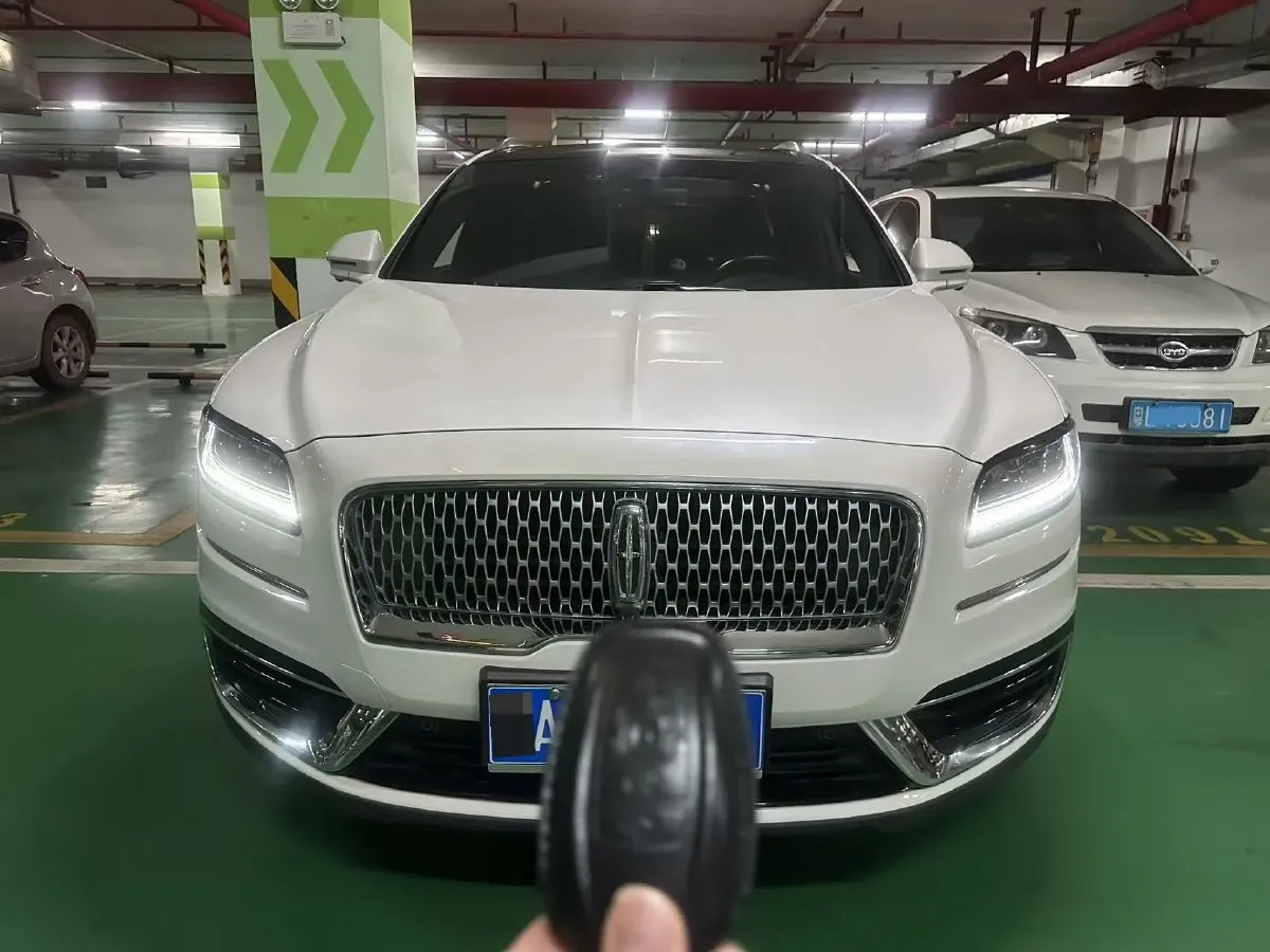 2019 Lincoln Nautilus 2.0T 235HP L4 8AT,autocango,china used car exporter,china ev exporter,chinese used car exporter,chinese used ev exporter