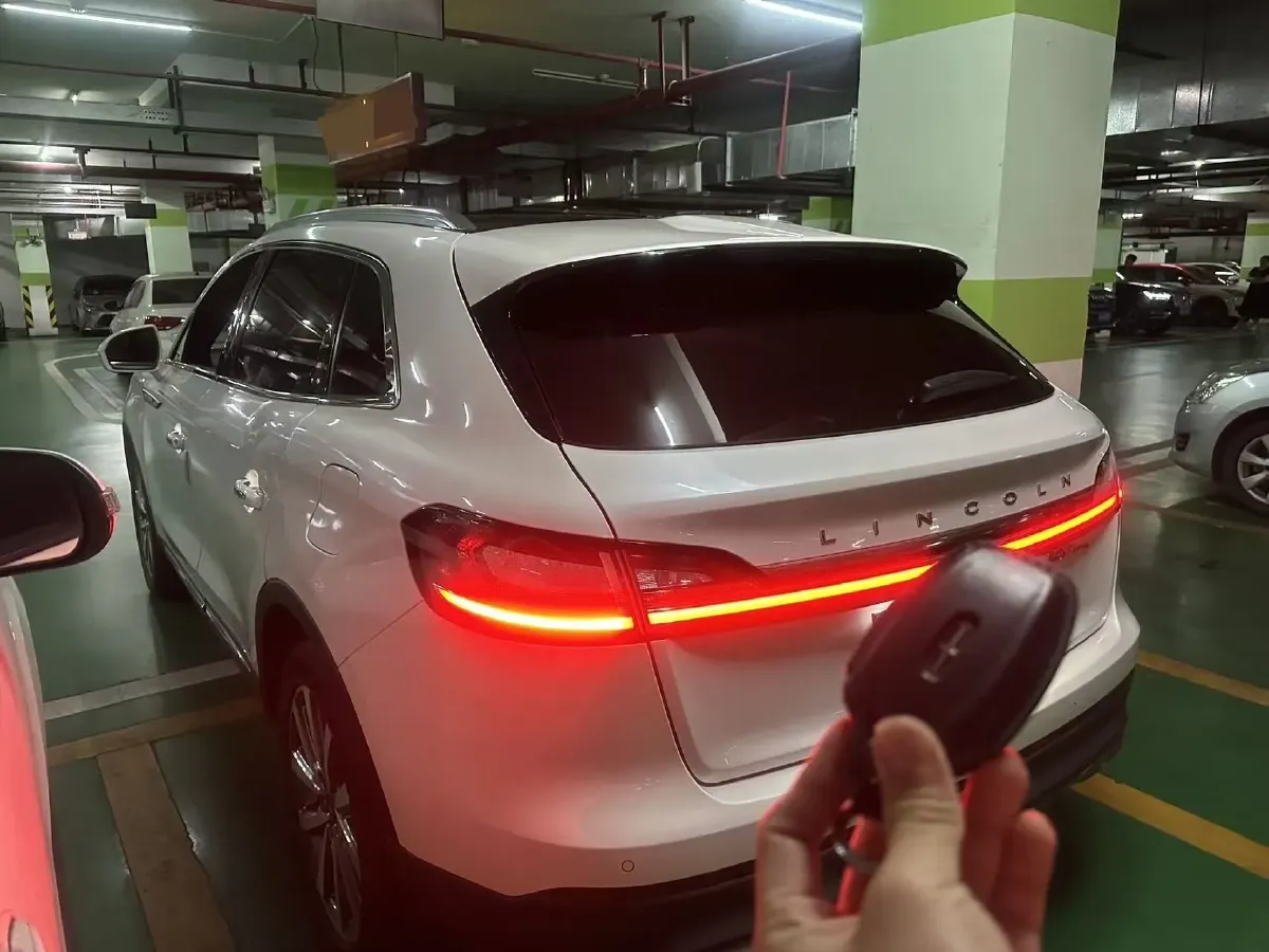2019 Lincoln Nautilus 2.0T 235HP L4 8AT,autocango,china used car exporter,china ev exporter,chinese used car exporter,chinese used ev exporter