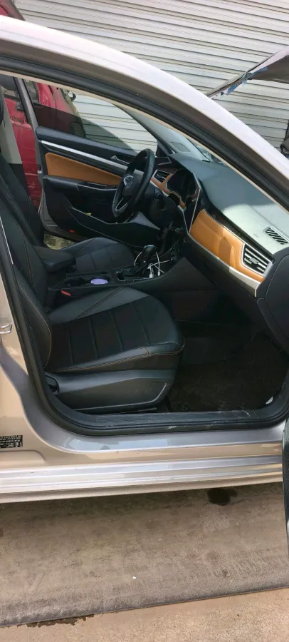 2023 Volkswagen Bora 1.2T 116HP L4 7DCT,autocango,china used car exporter,china ev exporter,chinese used car exporter,chinese used ev exporter