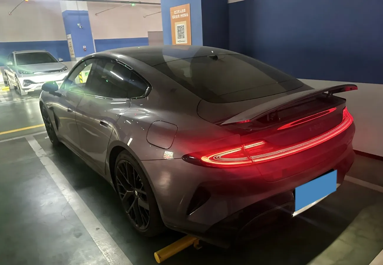 2024 MI SU7 BEV 101KWH,autocango,china used car exporter,china ev exporter,chinese used car exporter,chinese used ev exporter