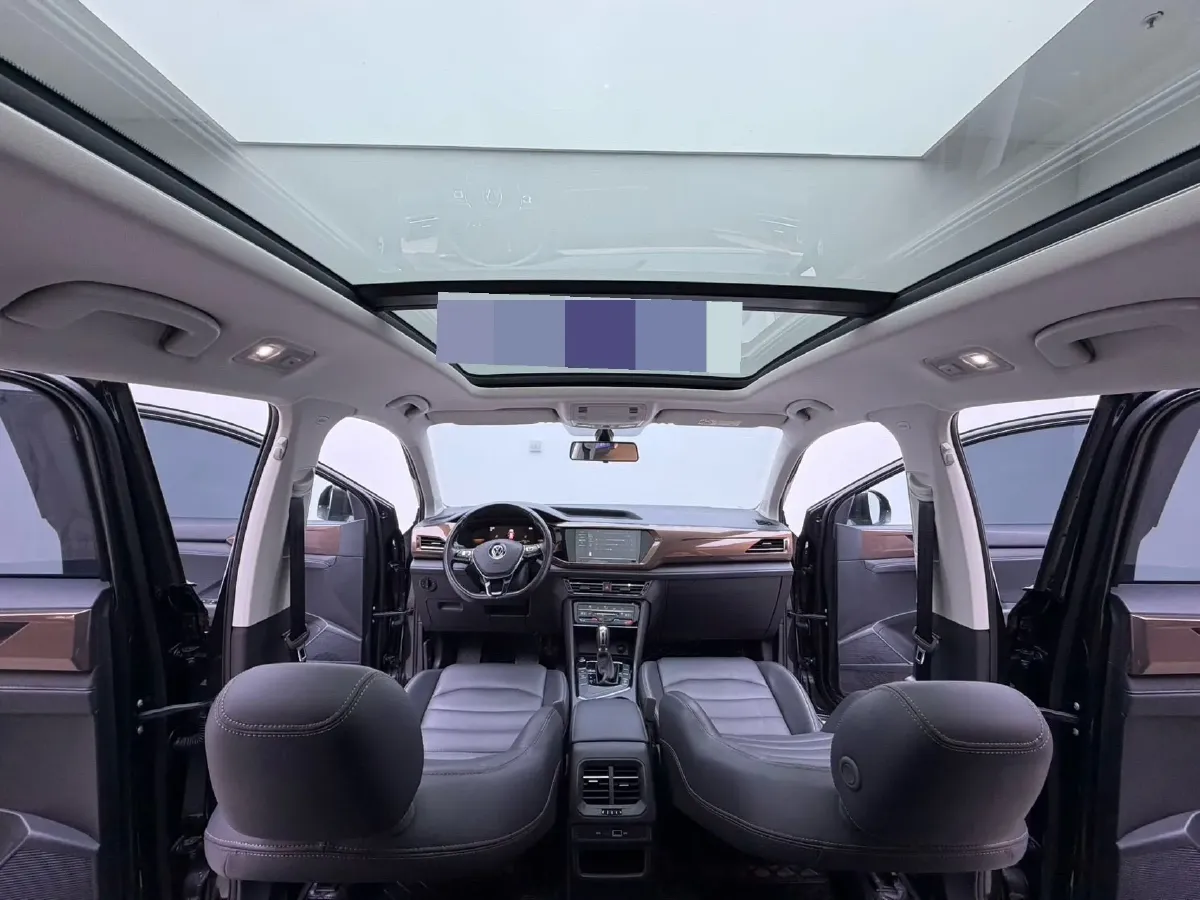 2022 Ford Transit 2.0T 202HP L4 6AT,autocango,china used car exporter,china ev exporter,chinese used car exporter,chinese used ev exporter