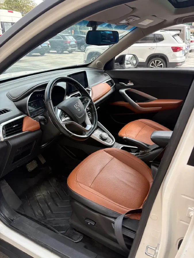 2018 BaoJun 510 1.5L 112HP L4 5AMT,autocango,china used car exporter,china ev exporter,chinese used car exporter,chinese used ev exporter