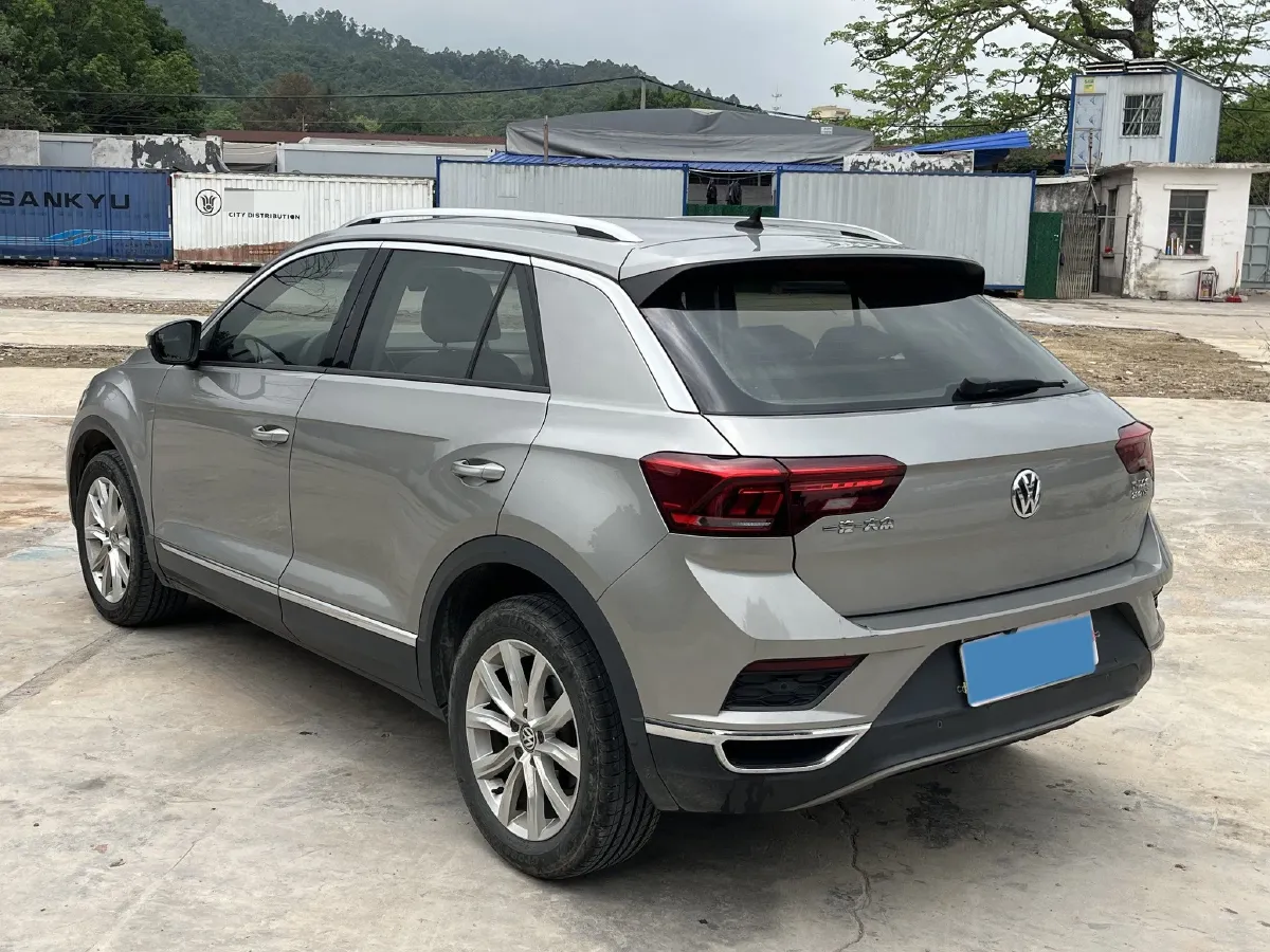 2018 Mitsubishi Eclipse Cross 1.5T 170HP L4 CVT,autocango,china used car exporter,china ev exporter,chinese used car exporter,chinese used ev exporter