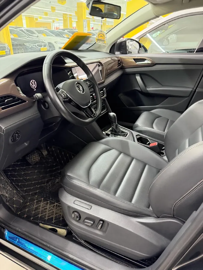 2022 Volkswagen Tharu 2.0T 186HP L4 7DCT,autocango,china used car exporter,china ev exporter,chinese used car exporter,chinese used ev exporter