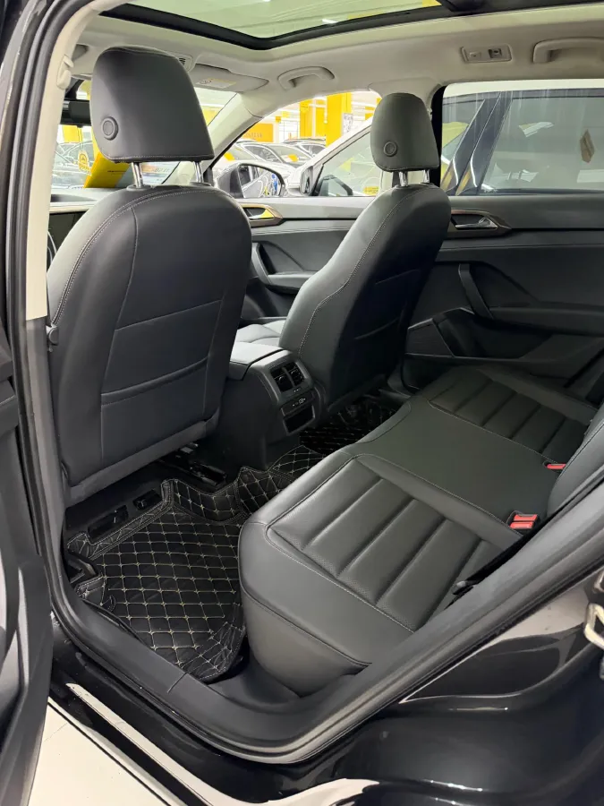 2022 Volkswagen Tharu 2.0T 186HP L4 7DCT,autocango,china used car exporter,china ev exporter,chinese used car exporter,chinese used ev exporter