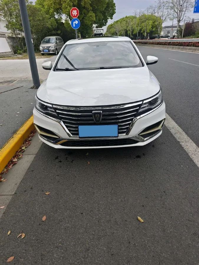 2019 Roewe i6 1.6L 125HP L4 CVT,autocango,china used car exporter,china ev exporter,chinese used car exporter,chinese used ev exporter