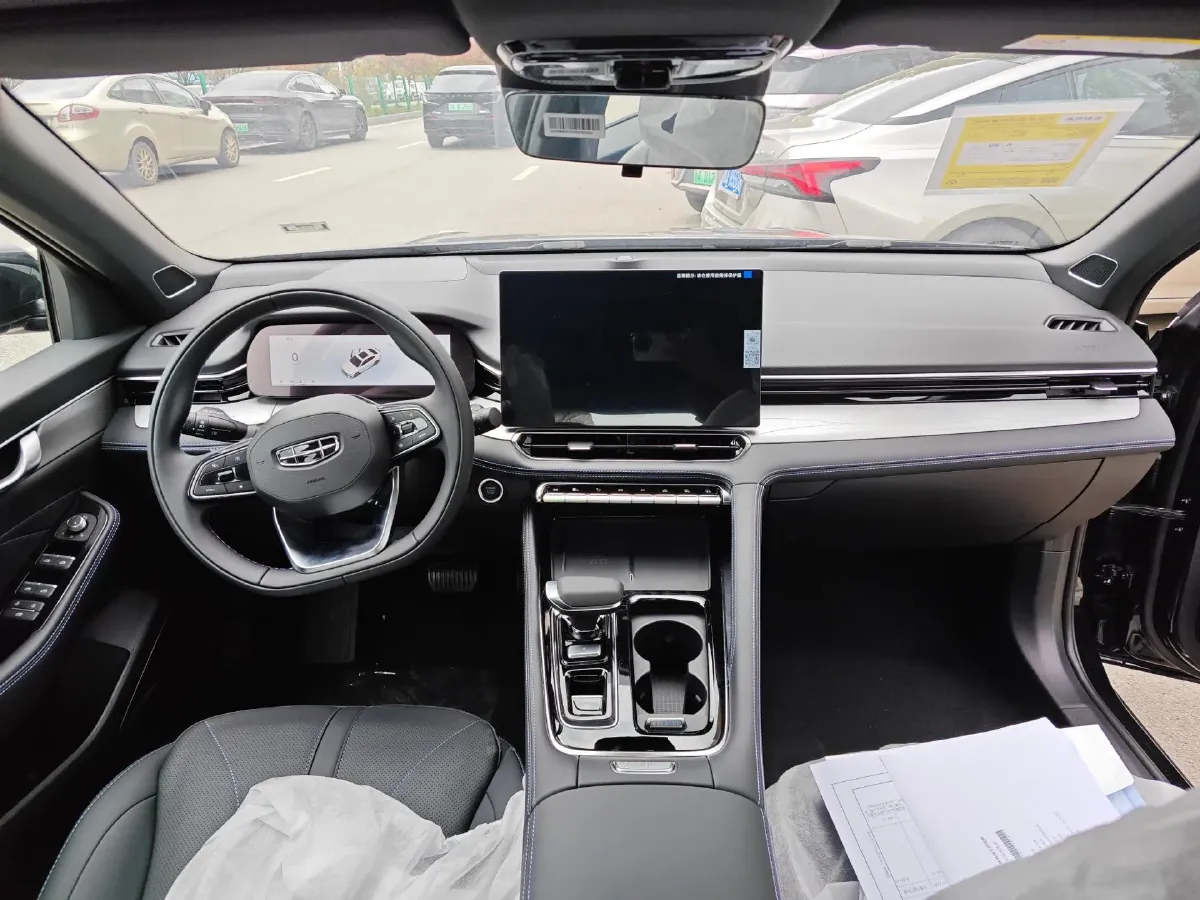 2026 Geely Preface 1.5T 181HP L4 7DCT,autocango,china used car exporter,china ev exporter,chinese used car exporter,chinese used ev exporter