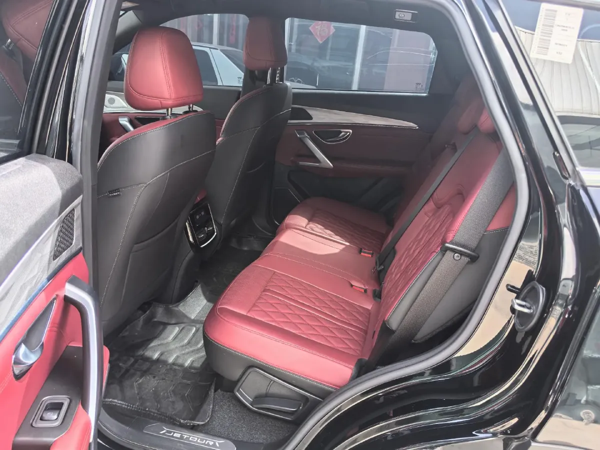 2023 Jetour X70 Plus 1.5T 156HP L4 6DCT,autocango,china used car exporter,china ev exporter,chinese used car exporter,chinese used ev exporter