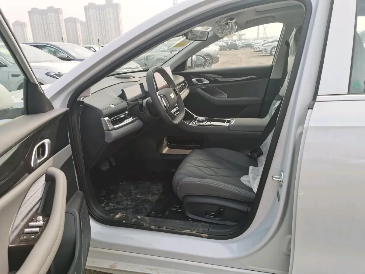 2025 Geely Galaxy A7 1.5L 112HP L4 1DHT PHEV,autocango,china used car exporter,china ev exporter,chinese used car exporter,chinese used ev exporter