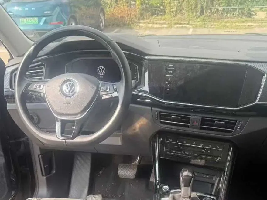 2022 Volkswagen Tayron 2.0T 220HP L4 7DCT,autocango,china used car exporter,china ev exporter,chinese used car exporter,chinese used ev exporter