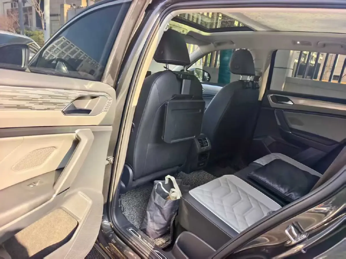 2022 Volkswagen Tayron 2.0T 220HP L4 7DCT,autocango,china used car exporter,china ev exporter,chinese used car exporter,chinese used ev exporter