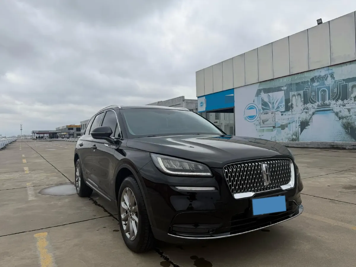 2021 Lincoln Corsair 2.0T 245HP L4 8AT,autocango,china used car exporter,china ev exporter,chinese used car exporter,chinese used ev exporter