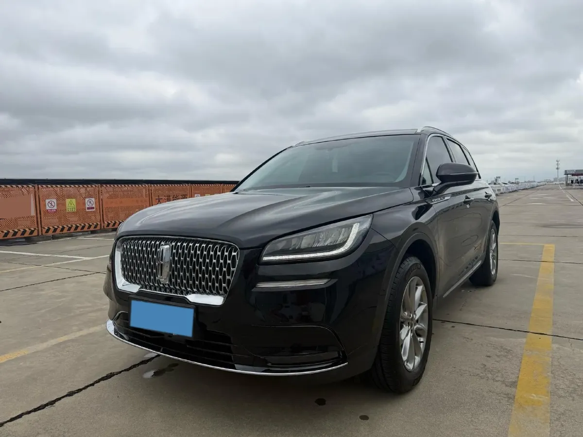 2021 Lincoln Corsair 2.0T 245HP L4 8AT,autocango,china used car exporter,china ev exporter,chinese used car exporter,chinese used ev exporter