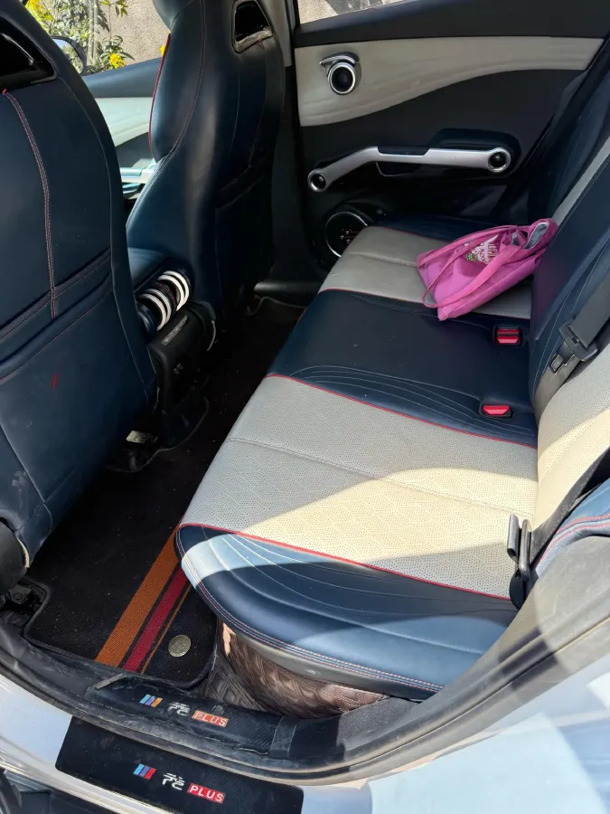 2022 Hycan Z03 BEV 64.23KWH,autocango,china used car exporter,china ev exporter,chinese used car exporter,chinese used ev exporter