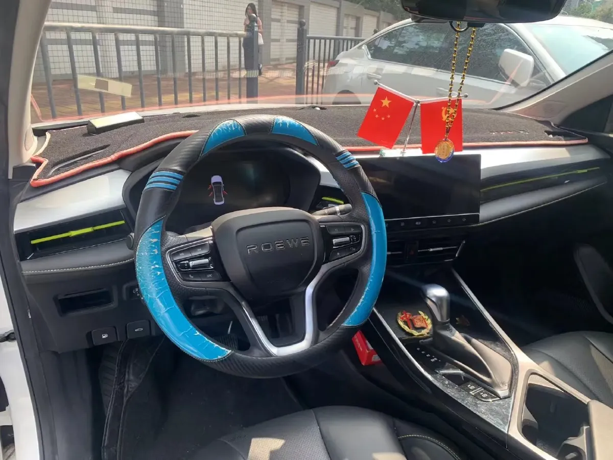 2021 Roewe i5 1.5L 120HP L4 CVT,autocango,china used car exporter,china ev exporter,chinese used car exporter,chinese used ev exporter