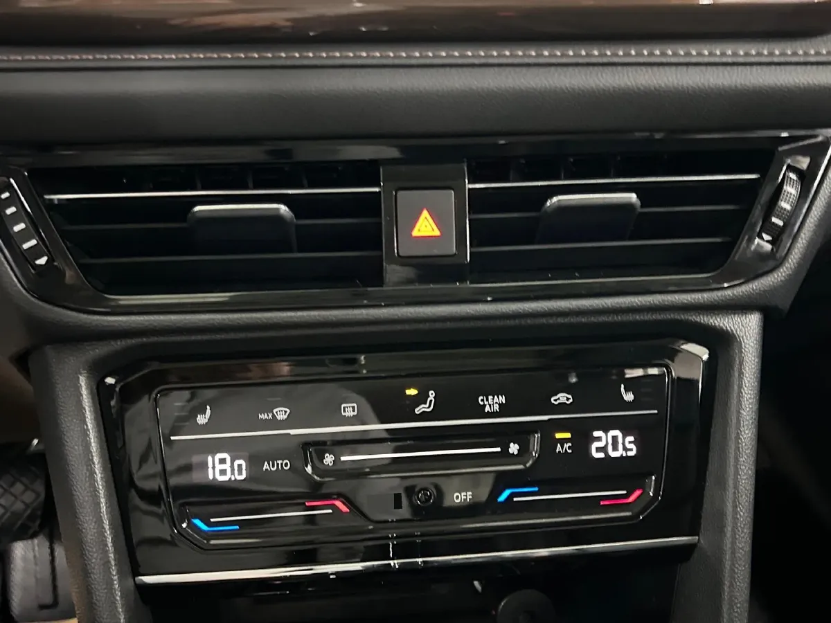 2022 Volkswagen Tharu 1.4T 150HP L4 7DCT,autocango,china used car exporter,china ev exporter,chinese used car exporter,chinese used ev exporter