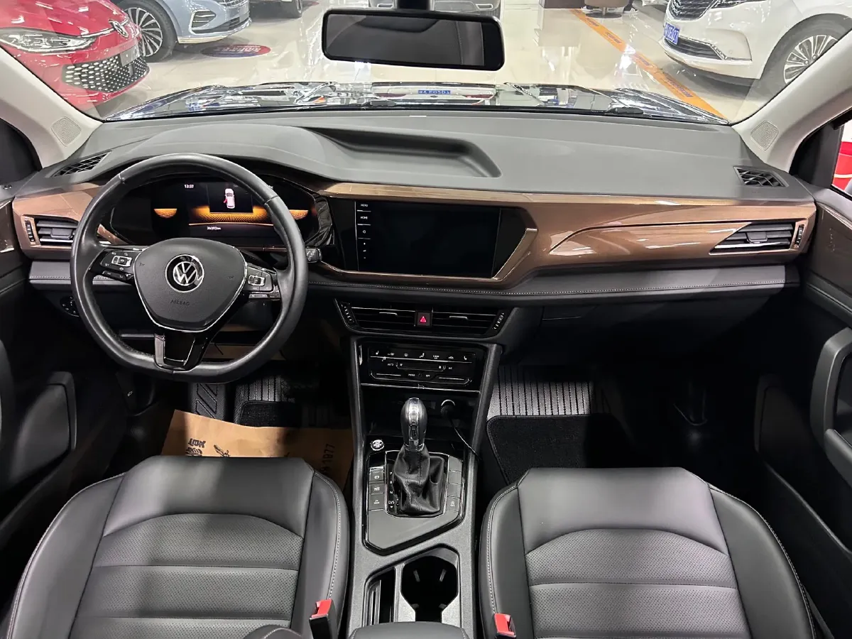 2022 Volkswagen Tharu 1.4T 150HP L4 7DCT,autocango,china used car exporter,china ev exporter,chinese used car exporter,chinese used ev exporter