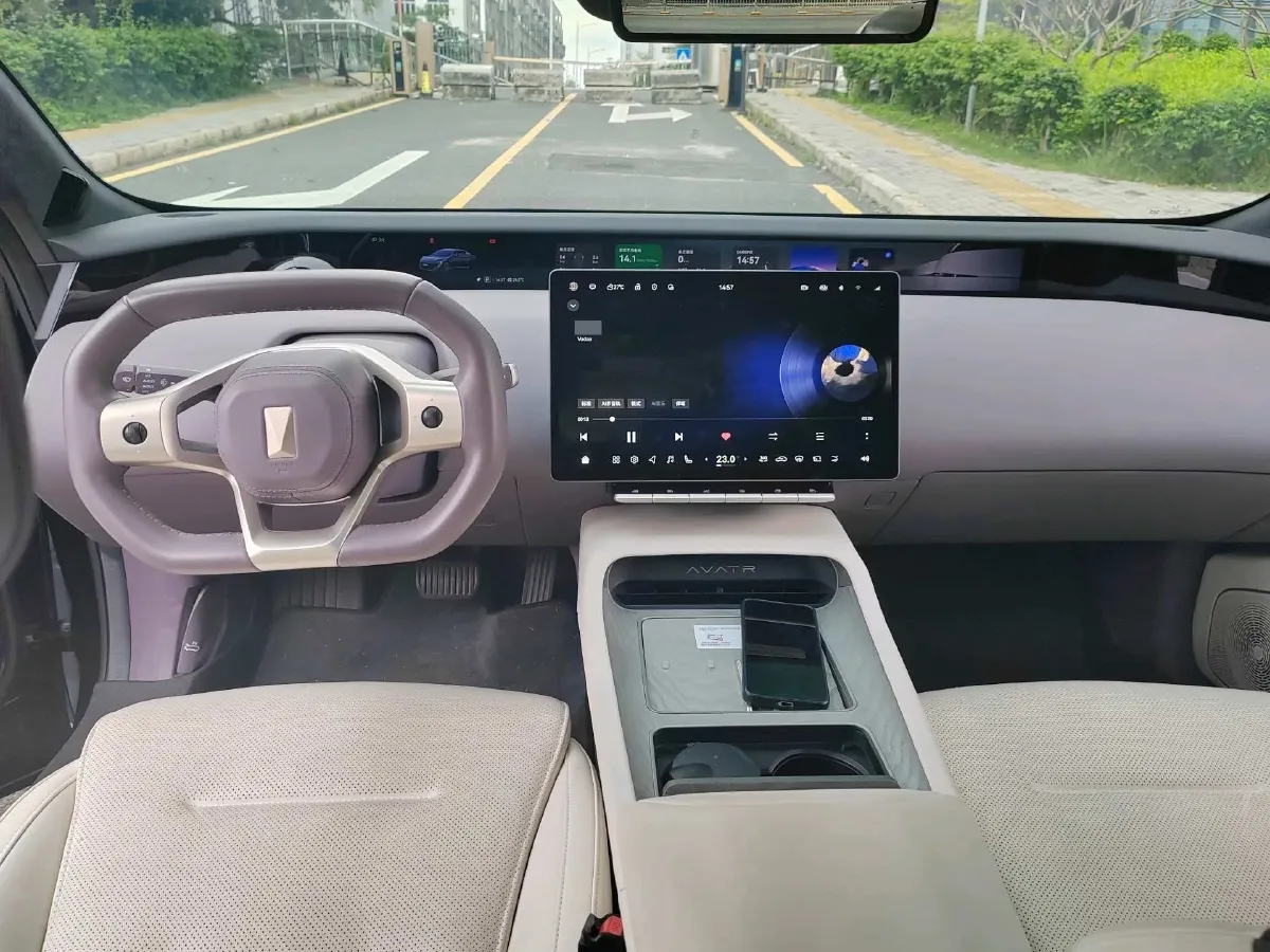 2024 Avatr 12 BEV 94.5KWH,autocango,china used car exporter,china ev exporter,chinese used car exporter,chinese used ev exporter