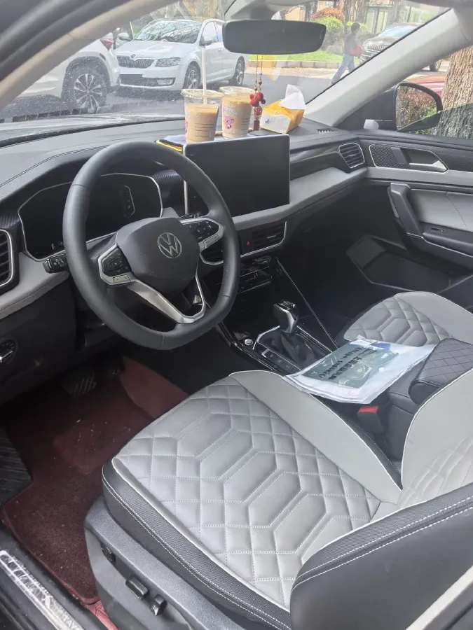 2024 Volkswagen Tayron 2.0T 186HP L4 7DCT,autocango,china used car exporter,china ev exporter,chinese used car exporter,chinese used ev exporter