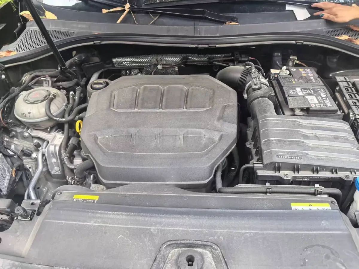 2024 Volkswagen Tayron 2.0T 186HP L4 7DCT,autocango,china used car exporter,china ev exporter,chinese used car exporter,chinese used ev exporter