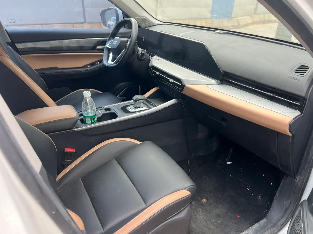 2024 Geely OkavangoPRO 1.5T 181HP L4 7DCT,autocango,china used car exporter,china ev exporter,chinese used car exporter,chinese used ev exporter