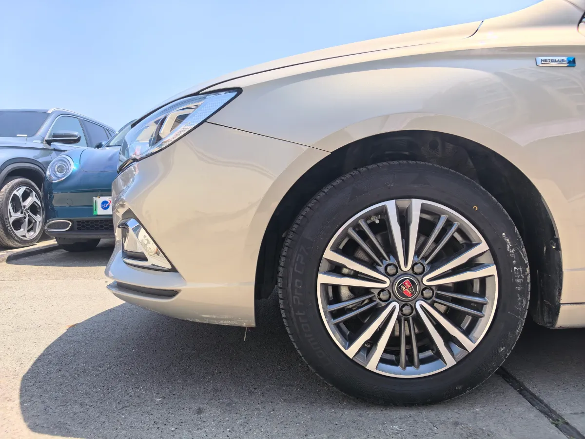 2019 Roewe i5 1.5L 120HP L4 CVT,autocango,china used car exporter,china ev exporter,chinese used car exporter,chinese used ev exporter