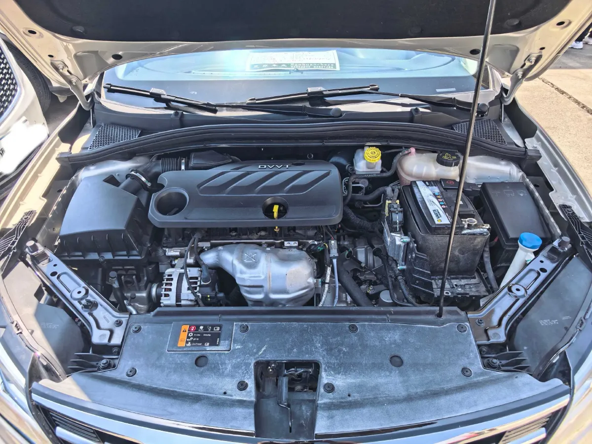 2019 Roewe i5 1.5L 120HP L4 CVT,autocango,china used car exporter,china ev exporter,chinese used car exporter,chinese used ev exporter