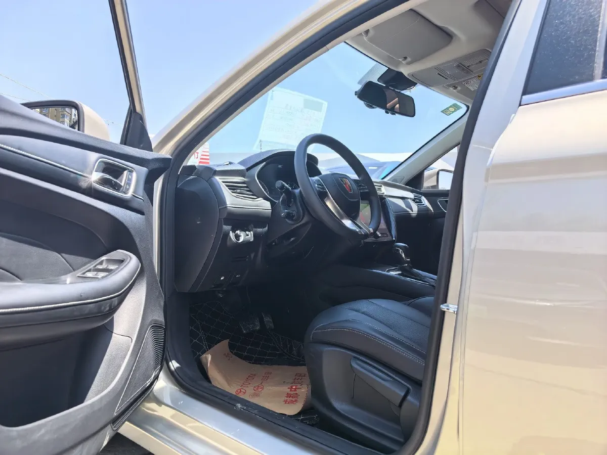 2019 Roewe i5 1.5L 120HP L4 CVT,autocango,china used car exporter,china ev exporter,chinese used car exporter,chinese used ev exporter