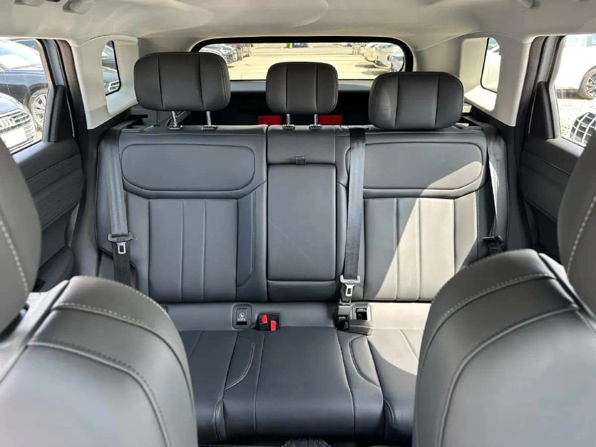 2024 Chery Exploration 06 C-DM 1.5T 156HP L4 DHT PHEV 18.3KWH,autocango,china used car exporter,china ev exporter,chinese used car exporter,chinese used ev exporter