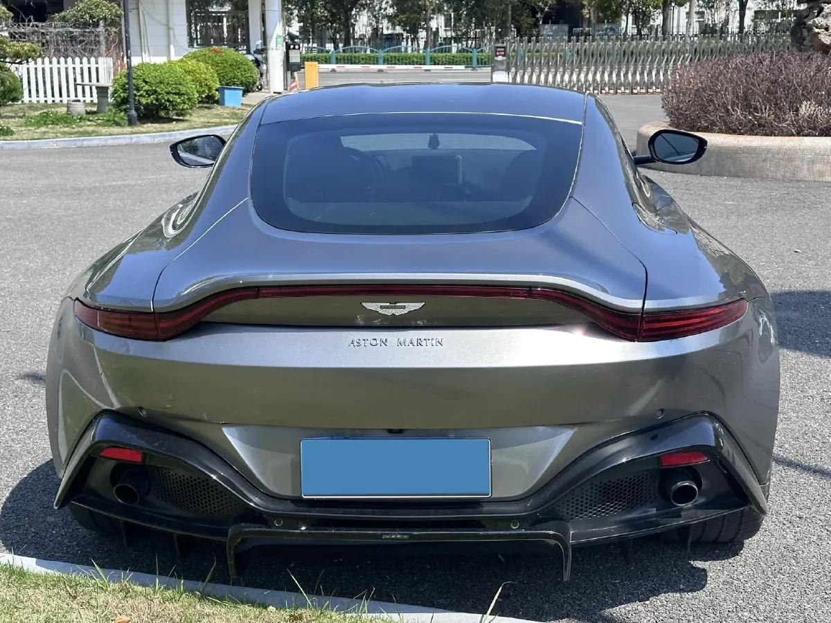 2018 Aston Martin V8 Vantage 4.0T 510HP V8 8AT,autocango,china used car exporter,china ev exporter,chinese used car exporter,chinese used ev exporter