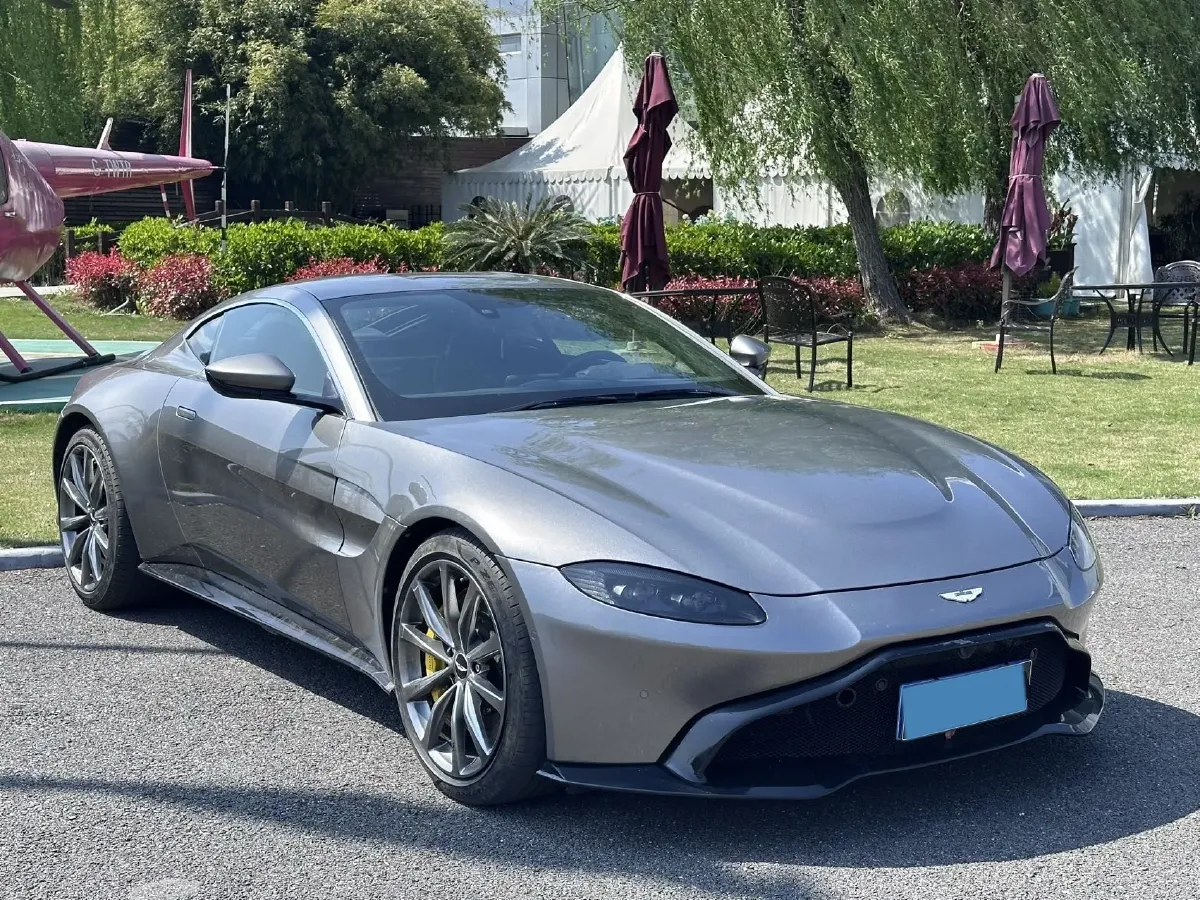 2018 Aston Martin V8 Vantage 4.0T 510HP V8 8AT,autocango,china used car exporter,china ev exporter,chinese used car exporter,chinese used ev exporter