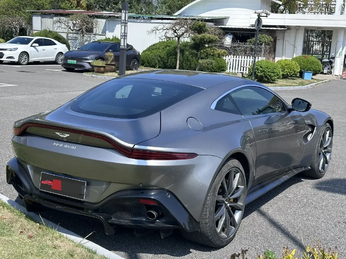 2018 Aston Martin V8 Vantage 4.0T 510HP V8 8AT,autocango,china used car exporter,china ev exporter,chinese used car exporter,chinese used ev exporter