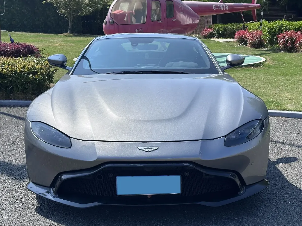 2018 Aston Martin V8 Vantage 4.0T 510HP V8 8AT,autocango,china used car exporter,china ev exporter,chinese used car exporter,chinese used ev exporter