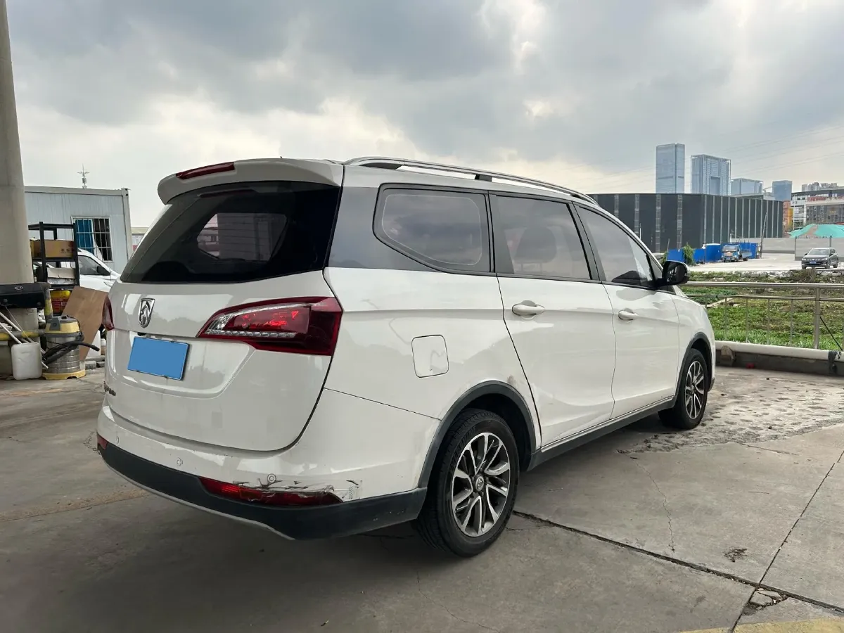 2019 BaoJun 730 1.5T 151HP L4 CVT,autocango,china used car exporter,china ev exporter,chinese used car exporter,chinese used ev exporter