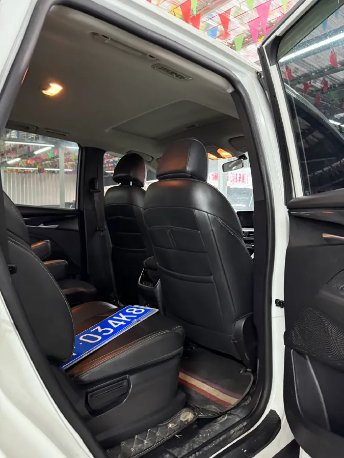 2022 MAXUS G50 1.5T 169HP L4 7DCT,autocango,china used car exporter,china ev exporter,chinese used car exporter,chinese used ev exporter