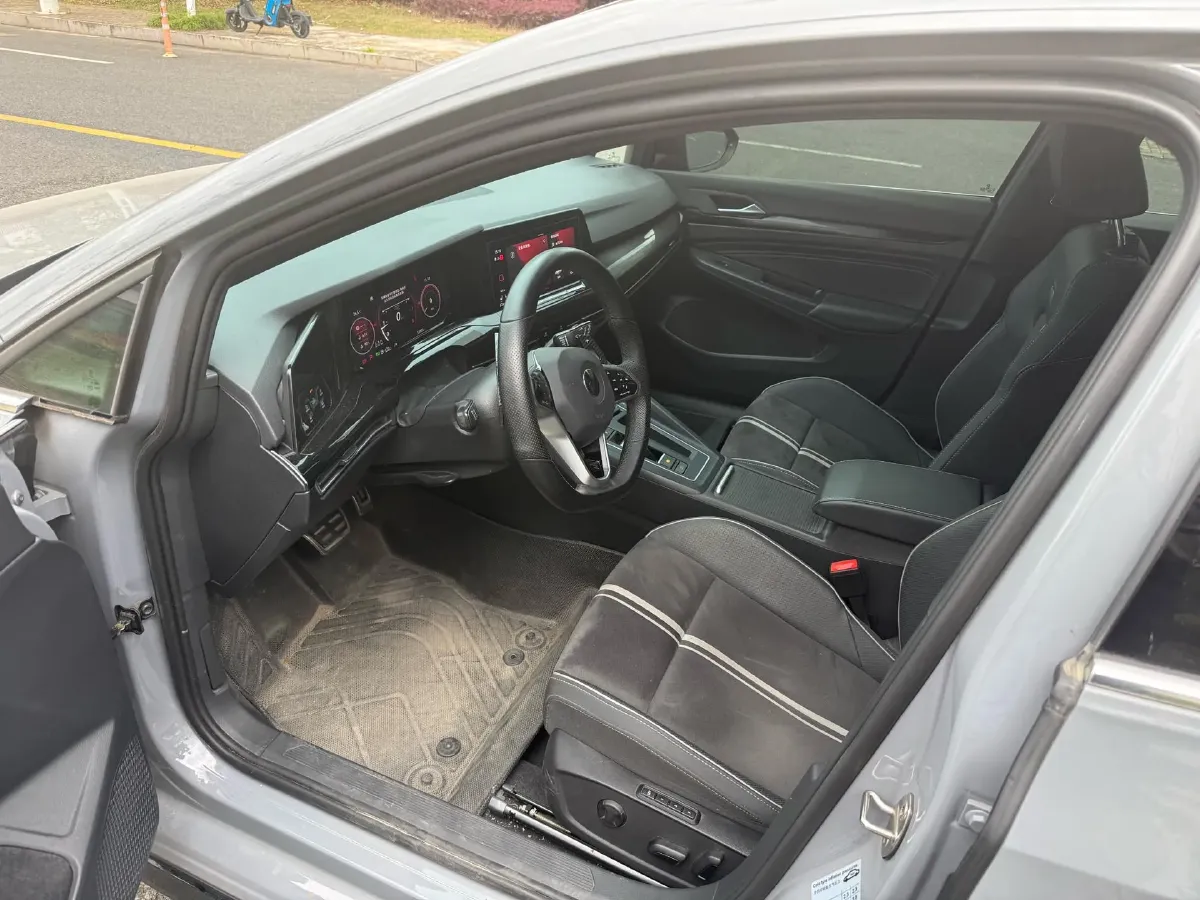 2023 Volkswagen Golf 1.4T 150HP L4 7DCT,autocango,china used car exporter,china ev exporter,chinese used car exporter,chinese used ev exporter