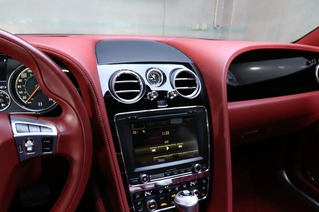 2017 Bentley Flying Spur 4.0T 528HP V8 8AT,autocango,china used car exporter,china ev exporter,chinese used car exporter,chinese used ev exporter