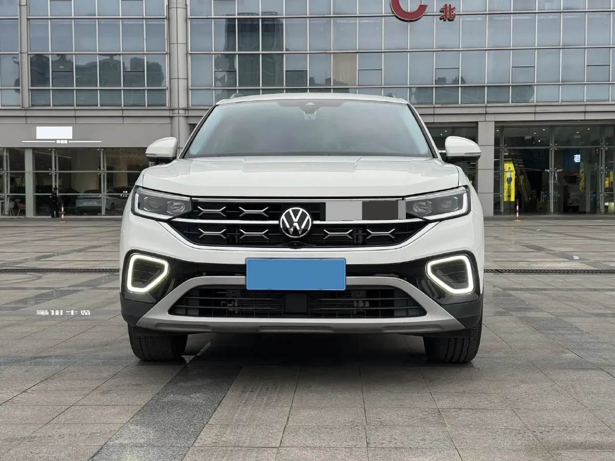 2024 Volkswagen Tayron 2.0T 186HP L4 7DCT,autocango,china used car exporter,china ev exporter,chinese used car exporter,chinese used ev exporter