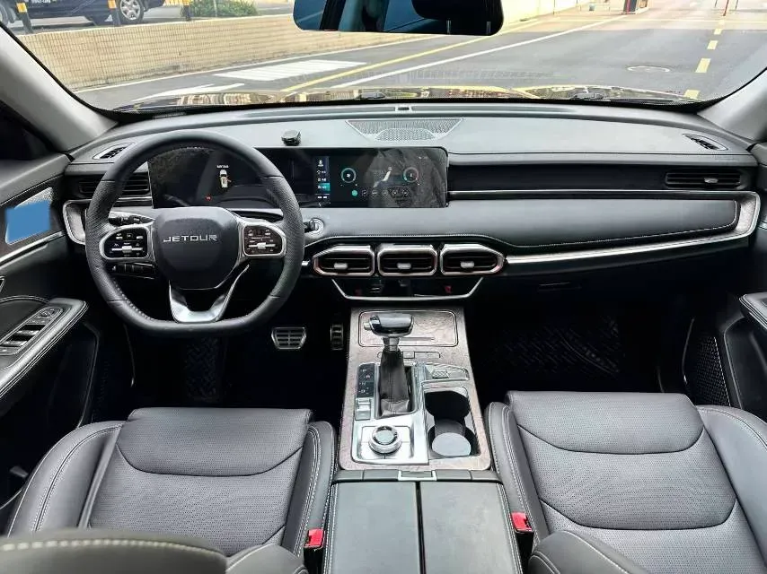 2021 Jetour X70 Plus 1.6T 197HP L4 7DCT,autocango,china used car exporter,china ev exporter,chinese used car exporter,chinese used ev exporter