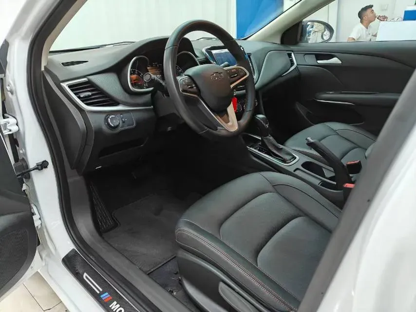 2020 Chevrolet Monza 1.0T 125HP L3 6DCT,autocango,china used car exporter,china ev exporter,chinese used car exporter,chinese used ev exporter