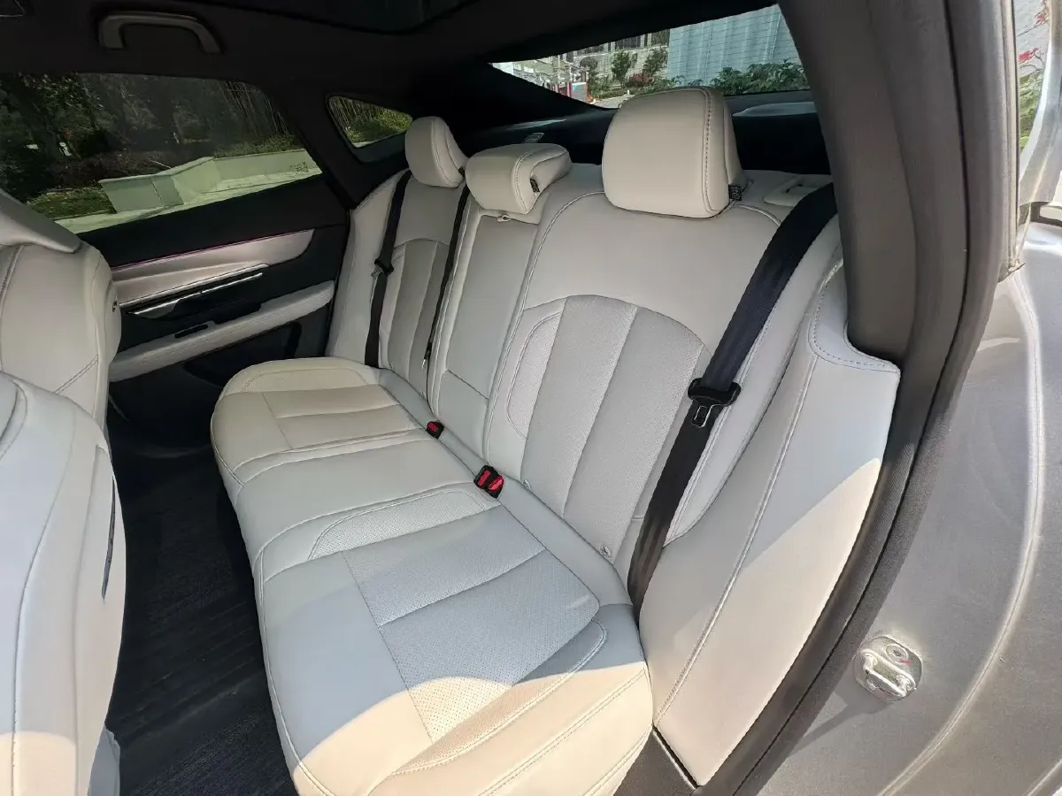 2024 Xpeng P7 BEV 64.4KWH,autocango,china used car exporter,china ev exporter,chinese used car exporter,chinese used ev exporter