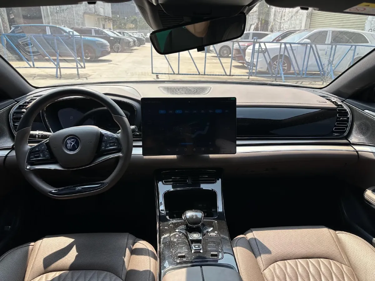 2023 BYD Han BEV 72KWH,autocango,china used car exporter,china ev exporter,chinese used car exporter,chinese used ev exporter