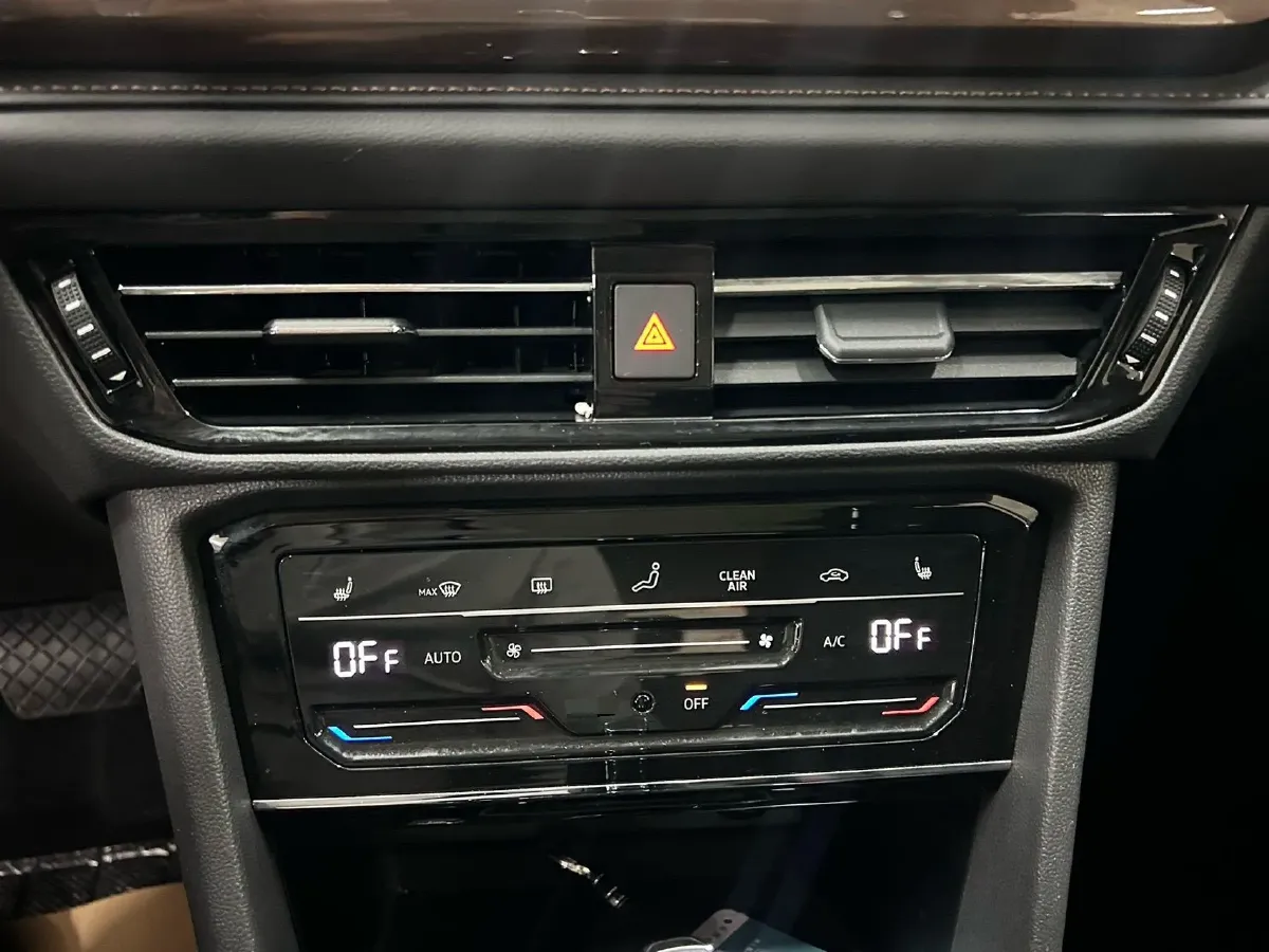 2022 Volkswagen Tharu 1.4T 150HP L4 7DCT,autocango,china used car exporter,china ev exporter,chinese used car exporter,chinese used ev exporter